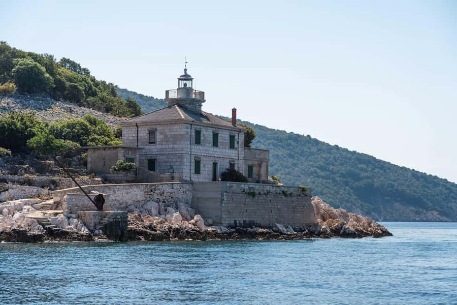 Lovran/Opatija: Swimming on Cres Island with Lunch - What to pack for the boat