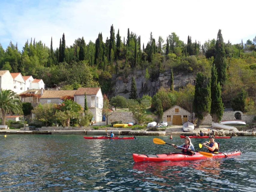 Lumbarda: Half-Day Kayaking and History with Wine delight - Vrnik and the story of Korčula stone