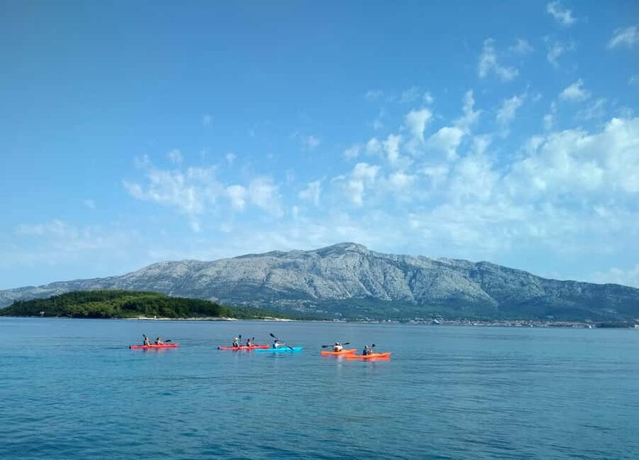 Lumbarda - Sunset Kayak Tour with a Picnic - Wine and Sweets - A monastery, quiet water, and wild deer