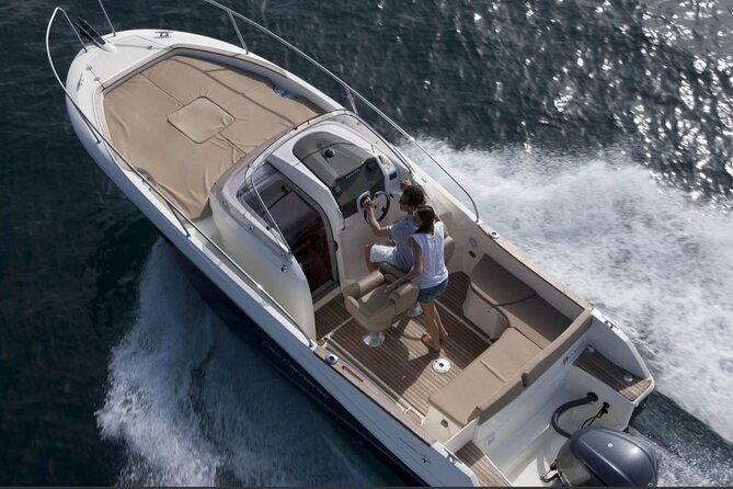 Luxury Private Speedboat Tour Islands & Blue Cave - Koločep, the greenest first stop