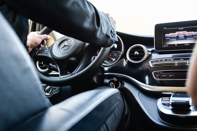 Luxury private transfer Split - Dubrovnik with lunch in Ston - How the price works for different groups