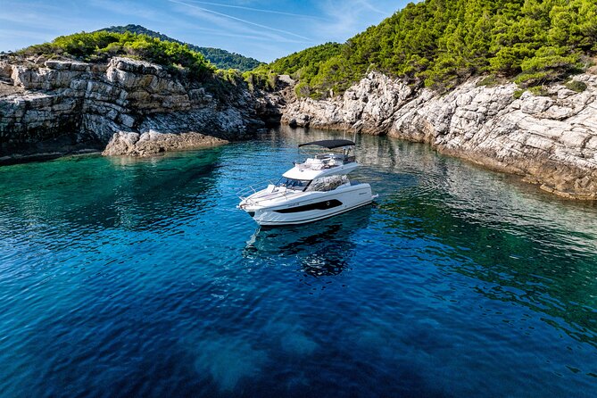 Luxury sunset cruise in Dubrovnik - Returning beneath the stars