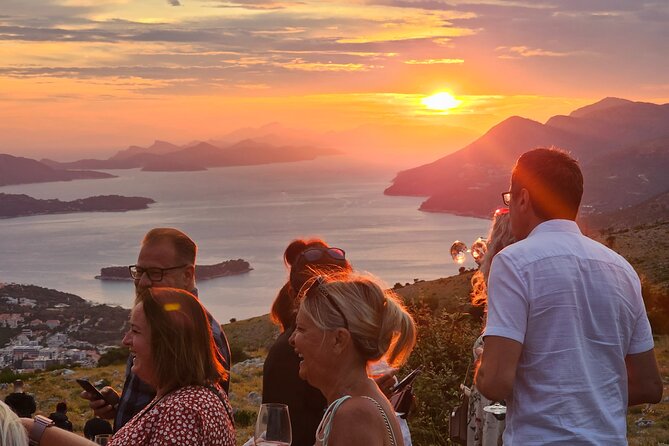 Luxury Sunset Tour with Wine Tasting - Three Croatian wines at sunset