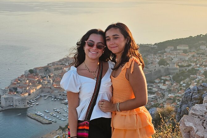 Luxury Sunset Tour with Wine Tasting - Who gets the most from the $102.12 price