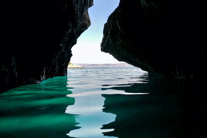 Makarska: 3-Island Speedboat Tour with Cave and Blue Lagoon - Is $94 a fair price?