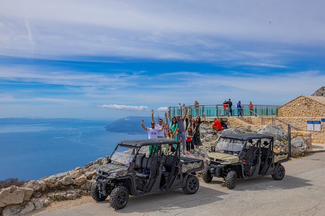 Makarska: Baggy Skywalk & Biokovo viewpoint Tour - The 850-meter viewpoint and the first island views