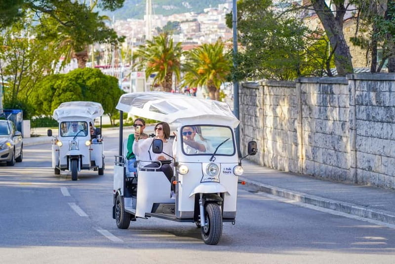 Makarska: Skywalk Tuk-Tuk Tour with Skip-the-Line Ticket - Key points at a glance