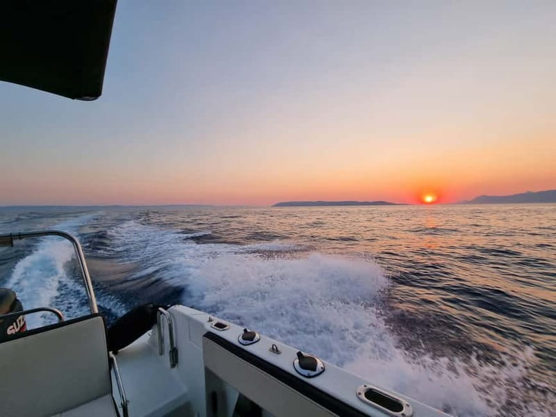 Makarska: Speedboat Sunset Tour to hidden bay on island Brač - What the $44 Price Includes