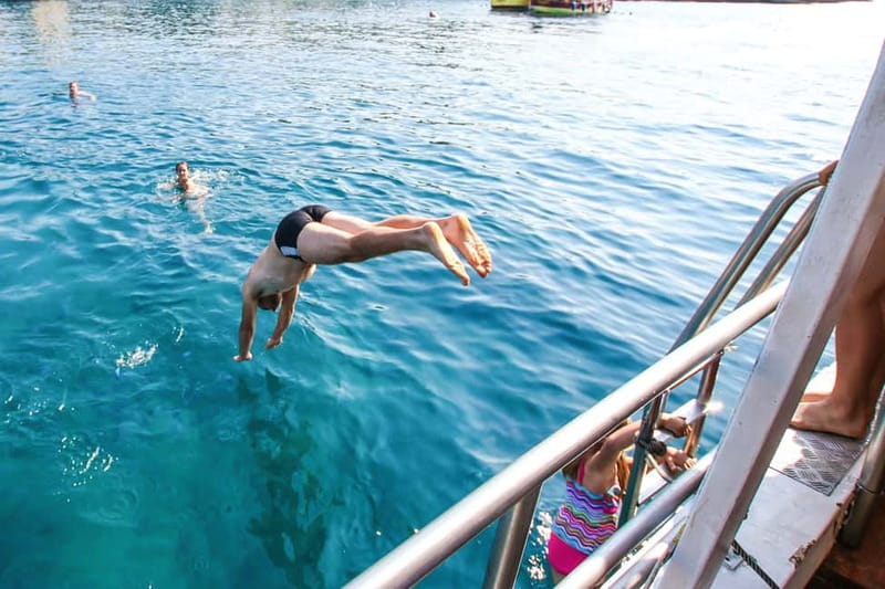 Medulin: Full-Day Boat Tour of the Archipelago w/ Lunch - Drinks, comfort, and the pace of the boat