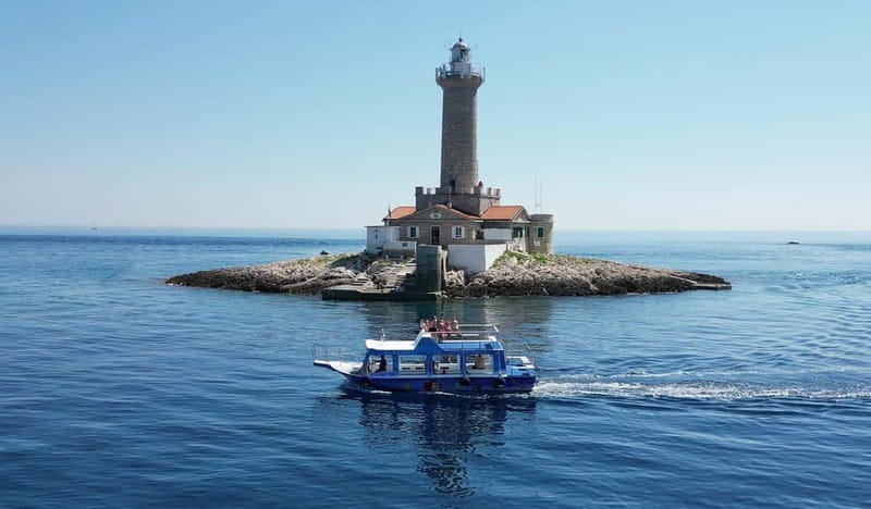 Medulin: Glass Boat Tour Experience to Kamenjak with Mermaid - A short sea trip with a clear family focus