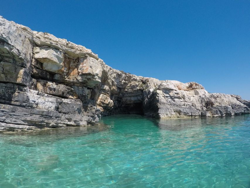 Medulin: Private Boat Tour with Captain - Family comfort, swimming gear, and safety