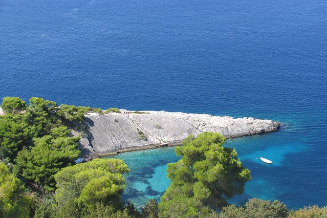 Mesmerizing Hvar speed boat tour with optional wine tasting - Green Lagoon: the day’s best chance to get wet