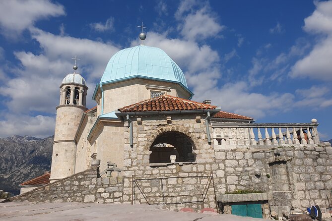 Montenegro Private Full Day Tour visiting Kotor and Perast - Rain, guide quality, and the human side of the day
