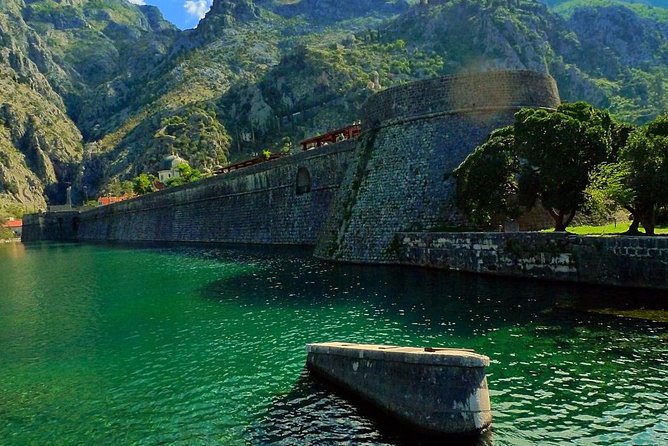 Montenegro Private Tour from Dubrovnik: Kotor & Perast - Crossing into Montenegro and following the bay