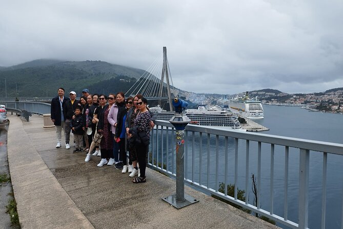 OLD CAR DUBROVNIK private sightseeing tour - Crossing the Dr. Franjo Tuđman Bridge