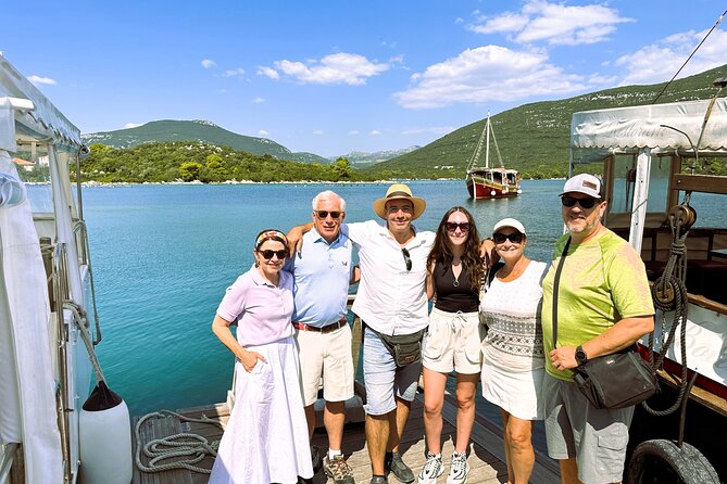 Oyster farm experience / Private day trip from Dubrovnik - Curlin winery and the role of wine in the day