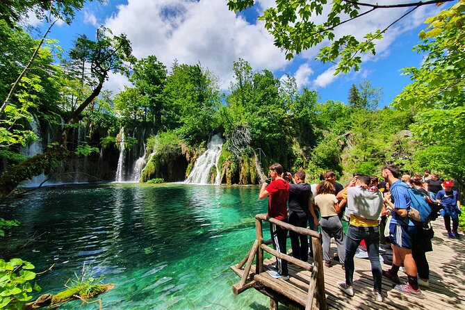 Plitvice and Rastoke day trip from Zagreb w/ticket (guar. dep.) - Plitvice delivers the big scenery