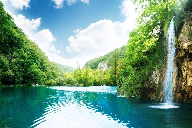 Plitvice Lakes National Park: Day Trip from Omiš - Who should take this trip from Omiš?