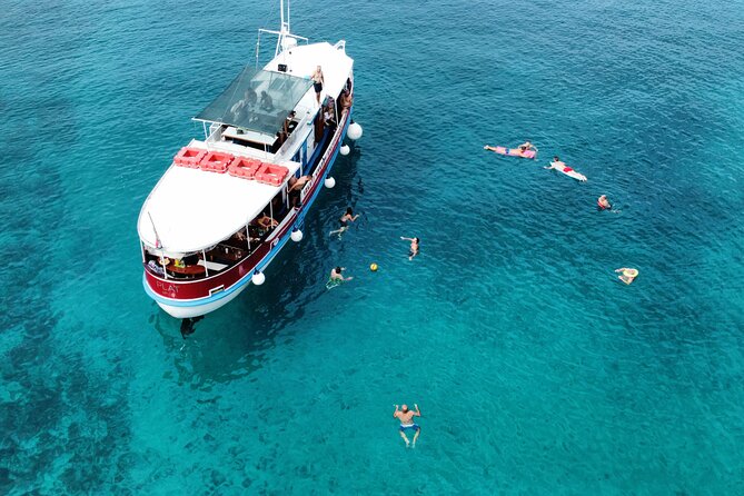 Podstrana and Jesenice, Boat trip to Brač and Šolta with lunch - A freshly cooked BBQ with island views