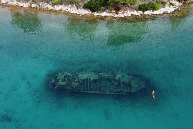 Podstrana and Jesenice, Boat trip to Brač and Šolta with lunch - Sutivan: a useful hour and a quarter on Brač