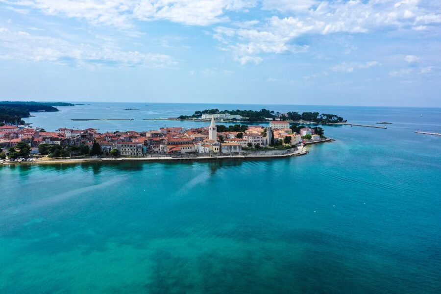 Poreč: Dolphin Spotting Cruise with Included Drinks - Booking and cancellation details to keep in mind