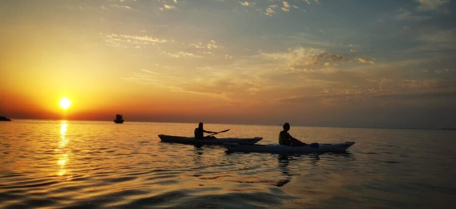 Poreč: Sea Kayaking Sunset Tour - Who should book this Poreč kayak tour?