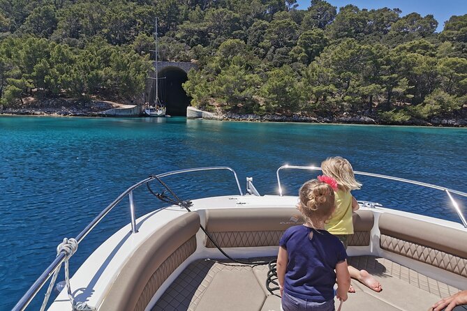 Private boat Tour - Dubrovnik Old Town and Elaphite islands - The Elaphite islands, coves and caves