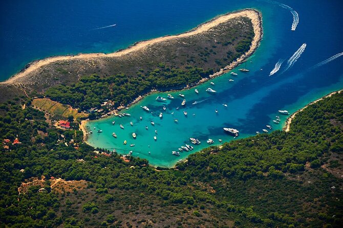 Private Boat Tour from Hvar - Blue and Green cave, Vis, and the Pakleni islands - What the private skipper adds