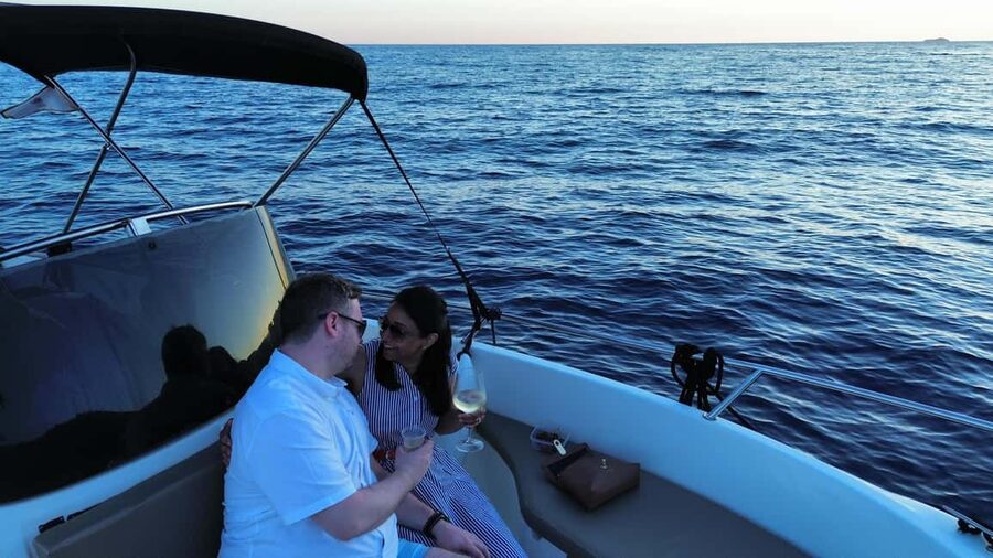 Private Boat Tour Tailor-Made 6h-All Inclusive - The skipper makes or breaks the day