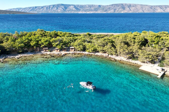 Private Boat Tour within Croatia - Pakleni Islands: choose between popular and calm