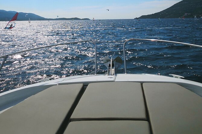 Private Boat Tours Dubrovnik to Hvar - Choosing between Korcula Old City and Moro Beach Stupe