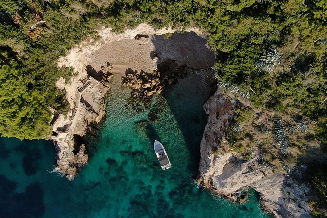 Private Boat Tours in Dubrovnik - DUBROVNIK BOATING - Dubrovnik’s walls, forts, and old port from offshore