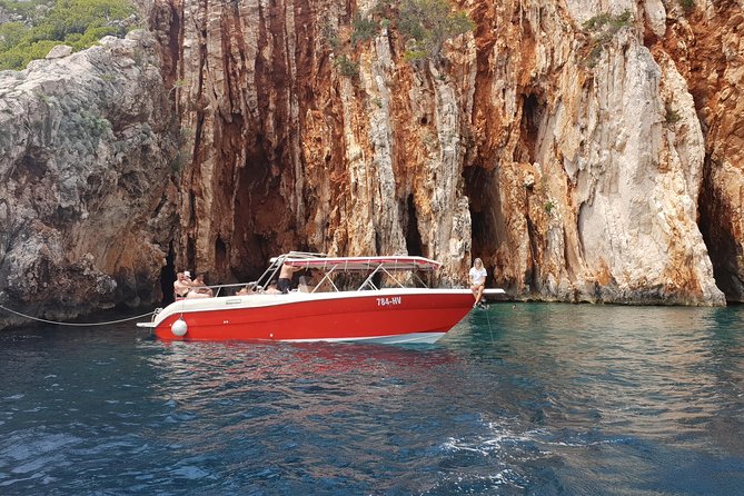 Private Custom Island Hopping Speedboat Tour from Hvar - What the $1,645.76 group price really means