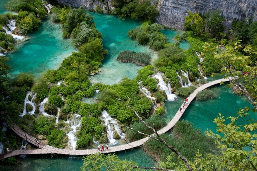 Private Day Trip Zagreb-Plitvice Lakes National Park - What makes Plitvice Lakes special