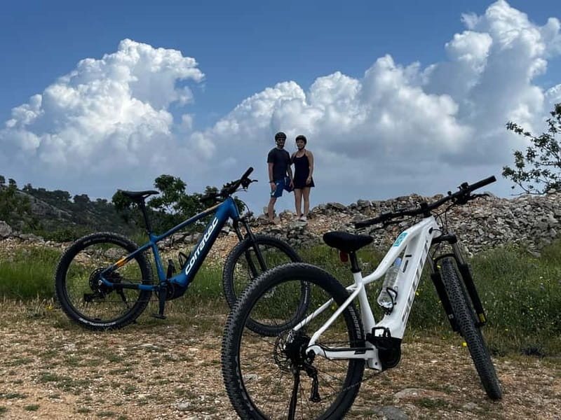 Private Hvar Island E-Bike Tour - The climb to Vidikovac