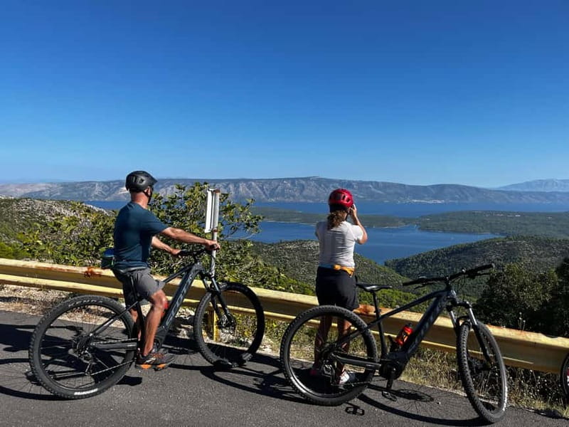 Private Hvar Island E-Bike Tour - Lavender fields, wineries, and open country