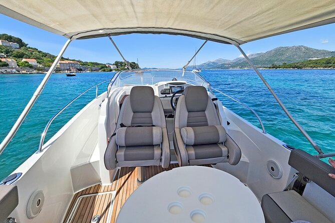 Private Local Guided Speedboat Tour in Dubrovnik Archipelago - Gornje Čelo and Kalamota Beach House