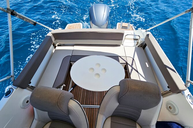 Private Local Guided Speedboat Tour in Dubrovnik Archipelago - What the private format is really worth