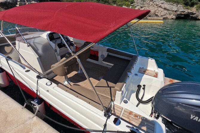 Private luxury speedboat tour-Islands, caves, beaches, snorkeling - Šipan for lunch and a slower hour