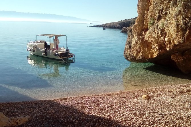 Private Plavnik Island Half-Day boat trip with capt. Bobo - Two hours or more in the water