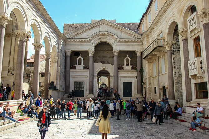 Private Point to Point transfer Dubrovnik - Split with stop in Ston - Ston gives the transfer its character