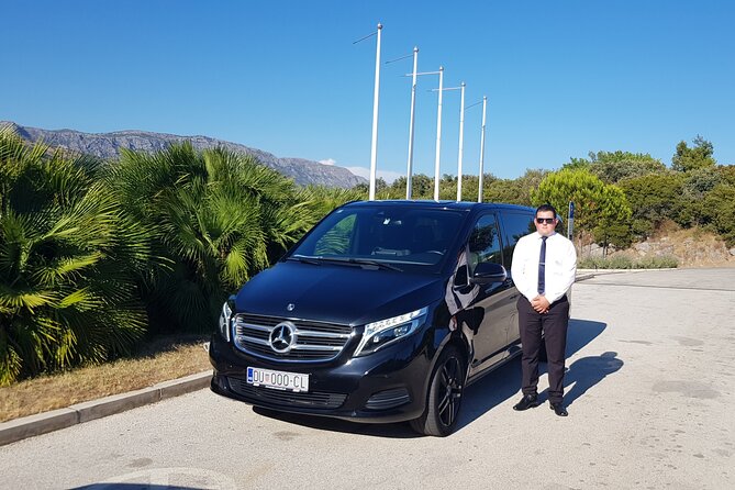 Private Point to Point transfer Dubrovnik - Split with stop in Ston - Mali Ston Bay and the case for a seafood lunch