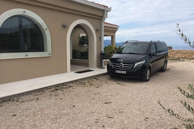 Private Point to Point transfer Dubrovnik - Split with stop in Ston - Who will get the most from this ride