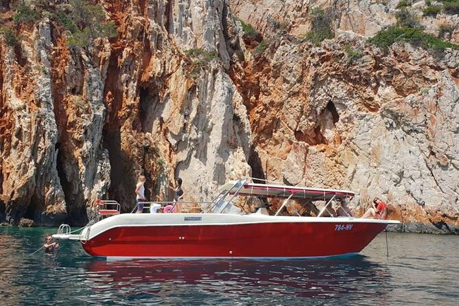 Private Red Rocks and Pakleni Islands beach hopping speedboat tour - Why this private Hvar boat day works so well