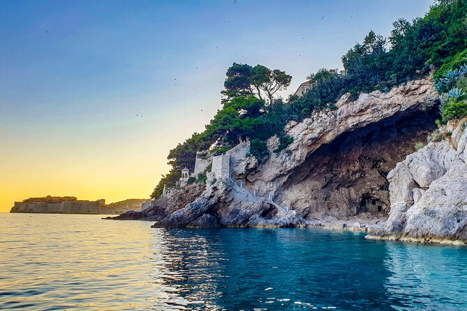 Private romantic Sunset tour - Drinks, comfort, and the private-boat advantage