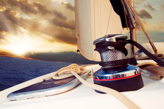Private sailing tour at the Makarska Riviera - Swimming, Snorkeling, and Time on the Water
