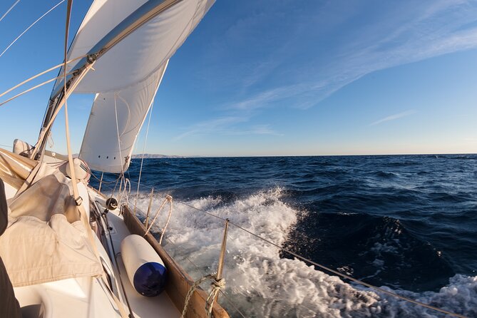 Private sailing tour at the Makarska Riviera - Who Will Enjoy This Private Sailing Day