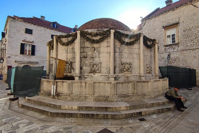 Private Self-Guided Audio Walking Tour in Dubrovnik Old Town - Amerling Fountain and Gundulić’s monument