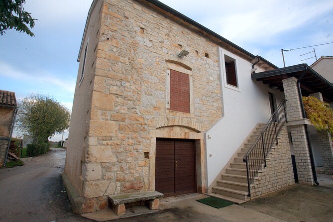 Private Sparkling Wine Tasting in Istria - What the classic method adds to the visit