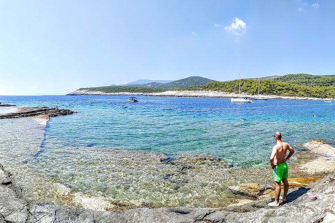 Private Speed Boat Tour to Blue Cave & Pakleni islands - Palmizana is the day’s useful pause